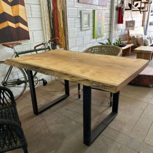 mesa de jantar pequi